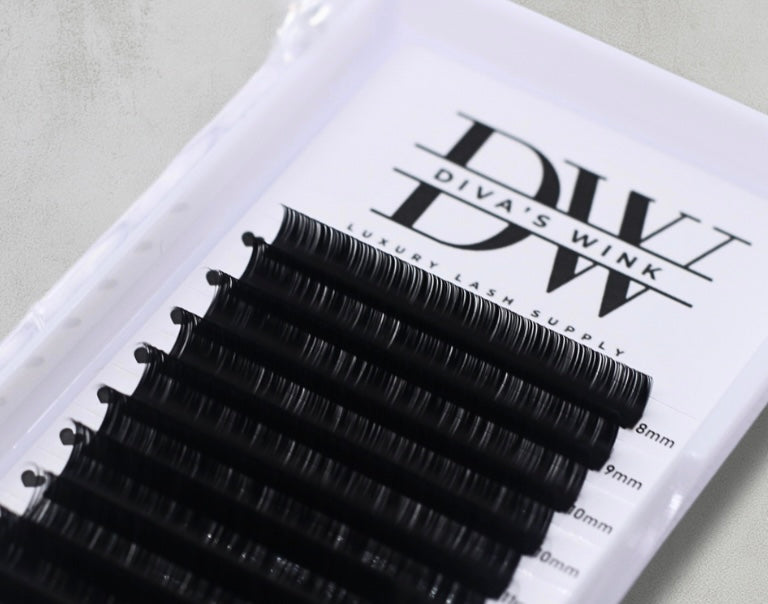 Velvet Vixen Luxe Lashes 0.03mm